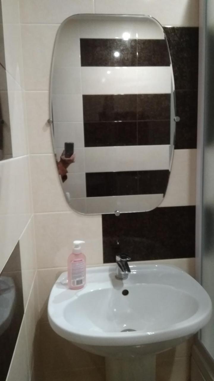 Apartmán 35 Проспект Миру Kryvyj Rih Exteriér fotografie